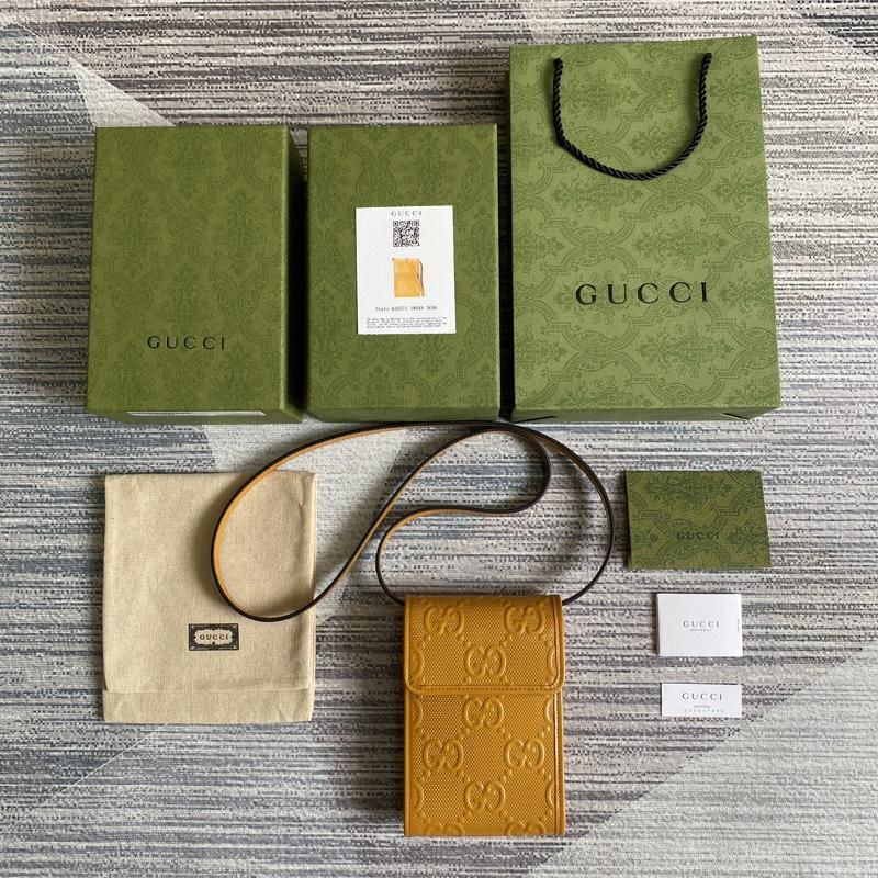 Gucci wallets 625571 Yellow